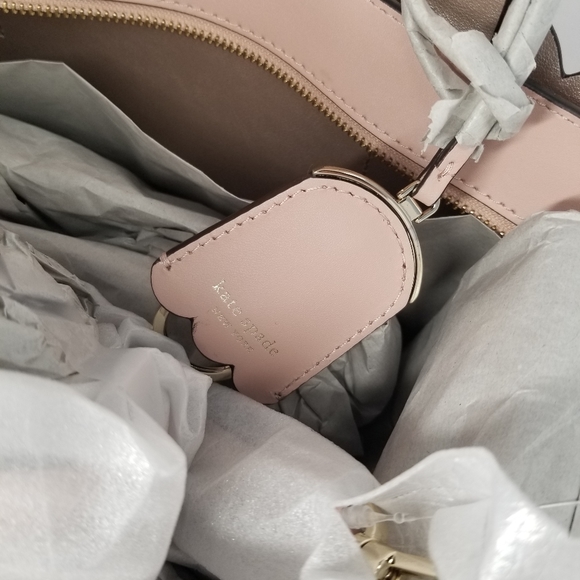 Kate Spade Bag - Picture 5 of 8